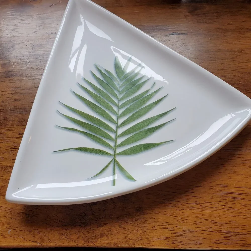 Franco Munari green leaf